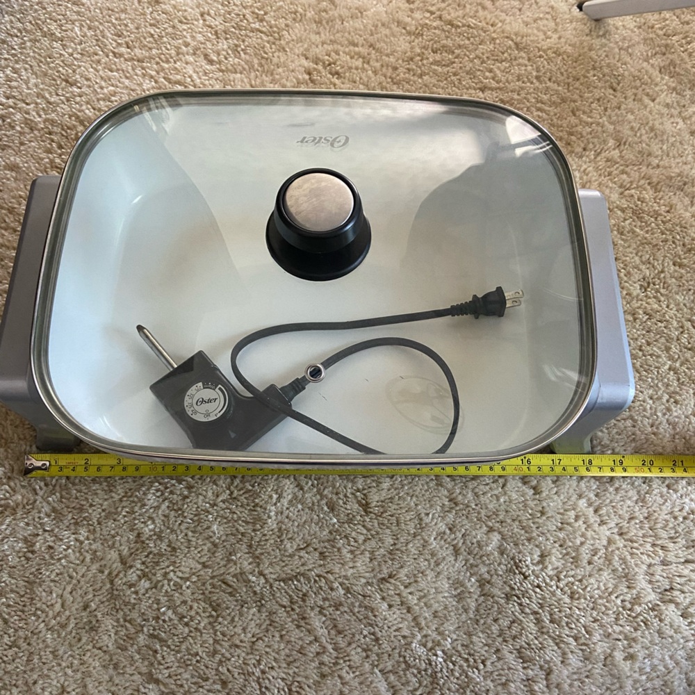 🪷Oster Electric Skillet with Lid - Picture 5 of 8